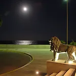 Sunway Playa Golf & סיטגס